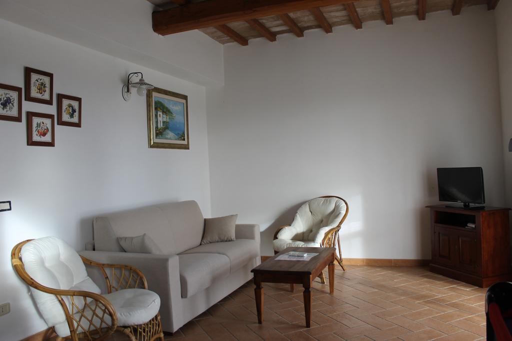 Agriturismo Colle D' Oro Pescia Romana Chambre photo
