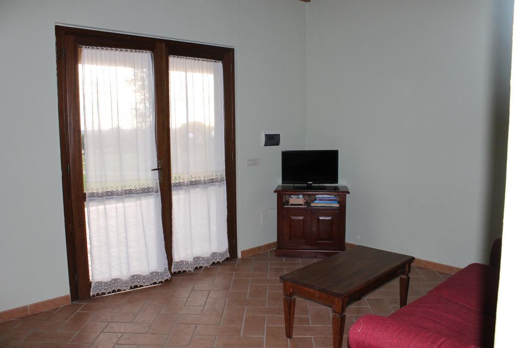 Agriturismo Colle D' Oro Pescia Romana Chambre photo