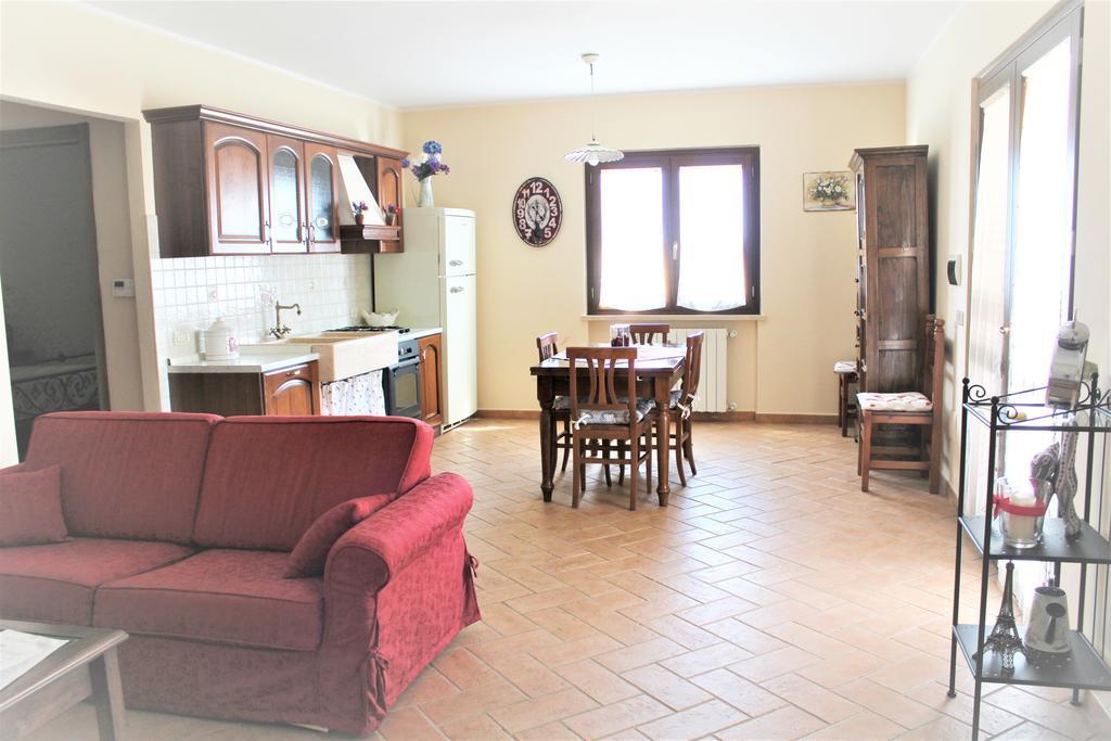 Agriturismo Colle D' Oro Pescia Romana Extérieur photo