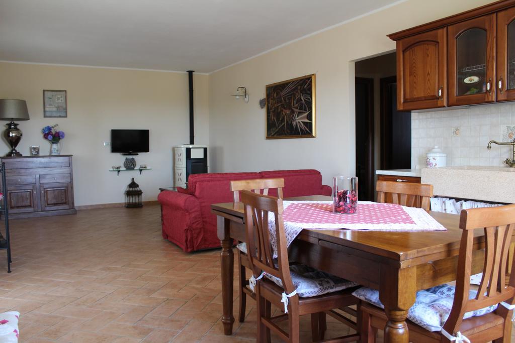 Agriturismo Colle D' Oro Pescia Romana Extérieur photo